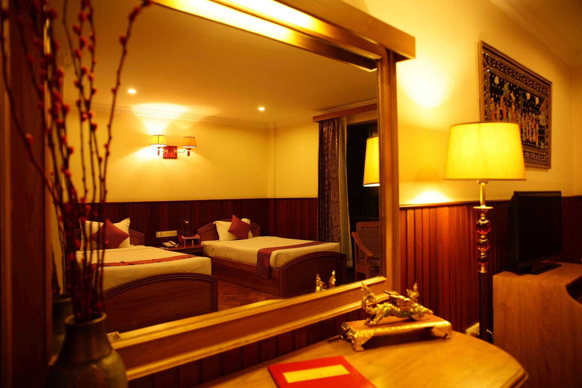 Ayarwaddy River View Hotel Mandalay Bagian luar foto
