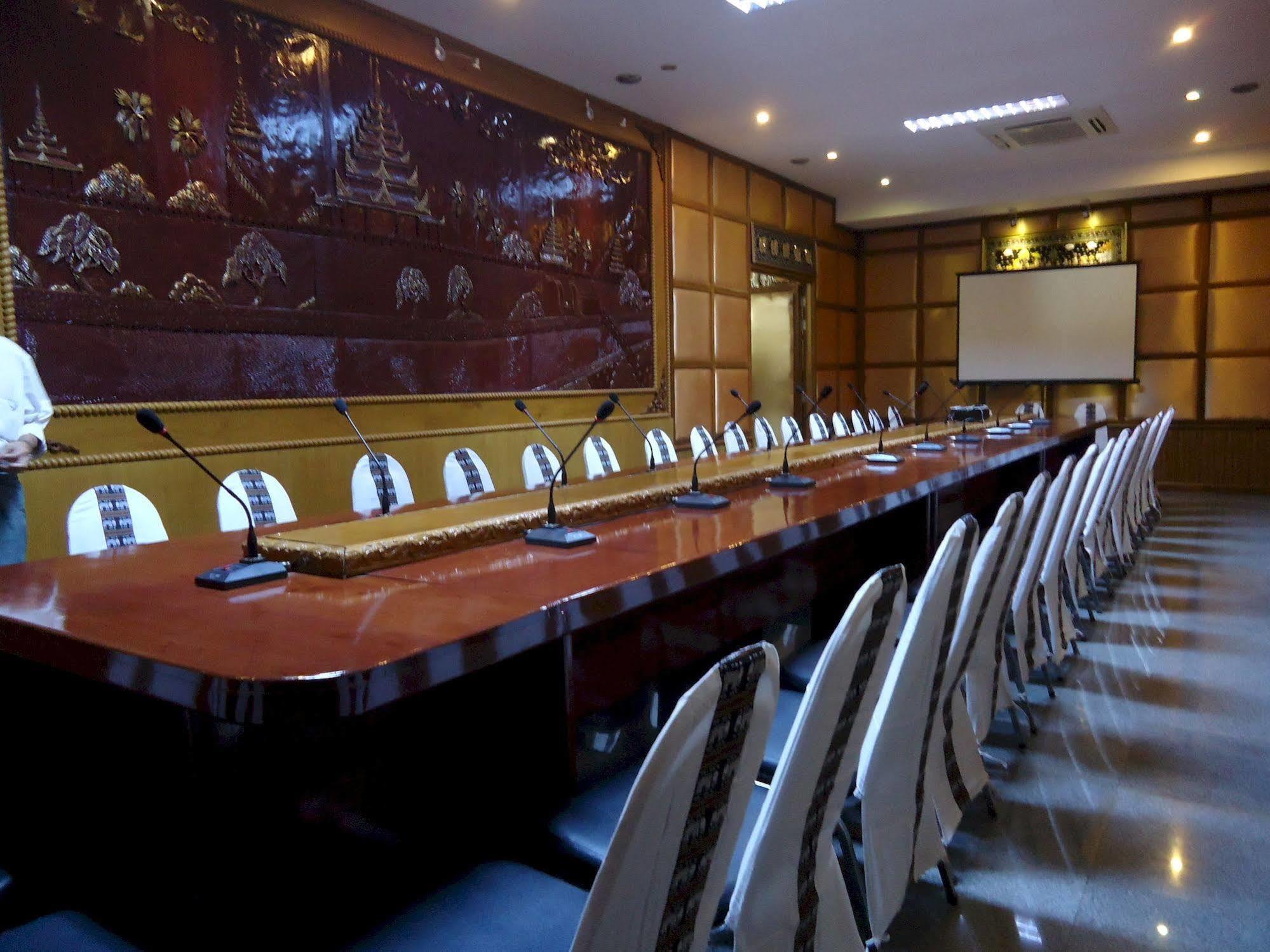 Ayarwaddy River View Hotel Mandalay Bagian luar foto