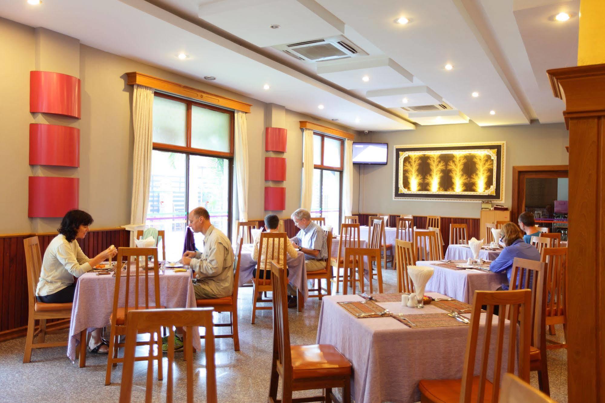 Ayarwaddy River View Hotel Mandalay Bagian luar foto