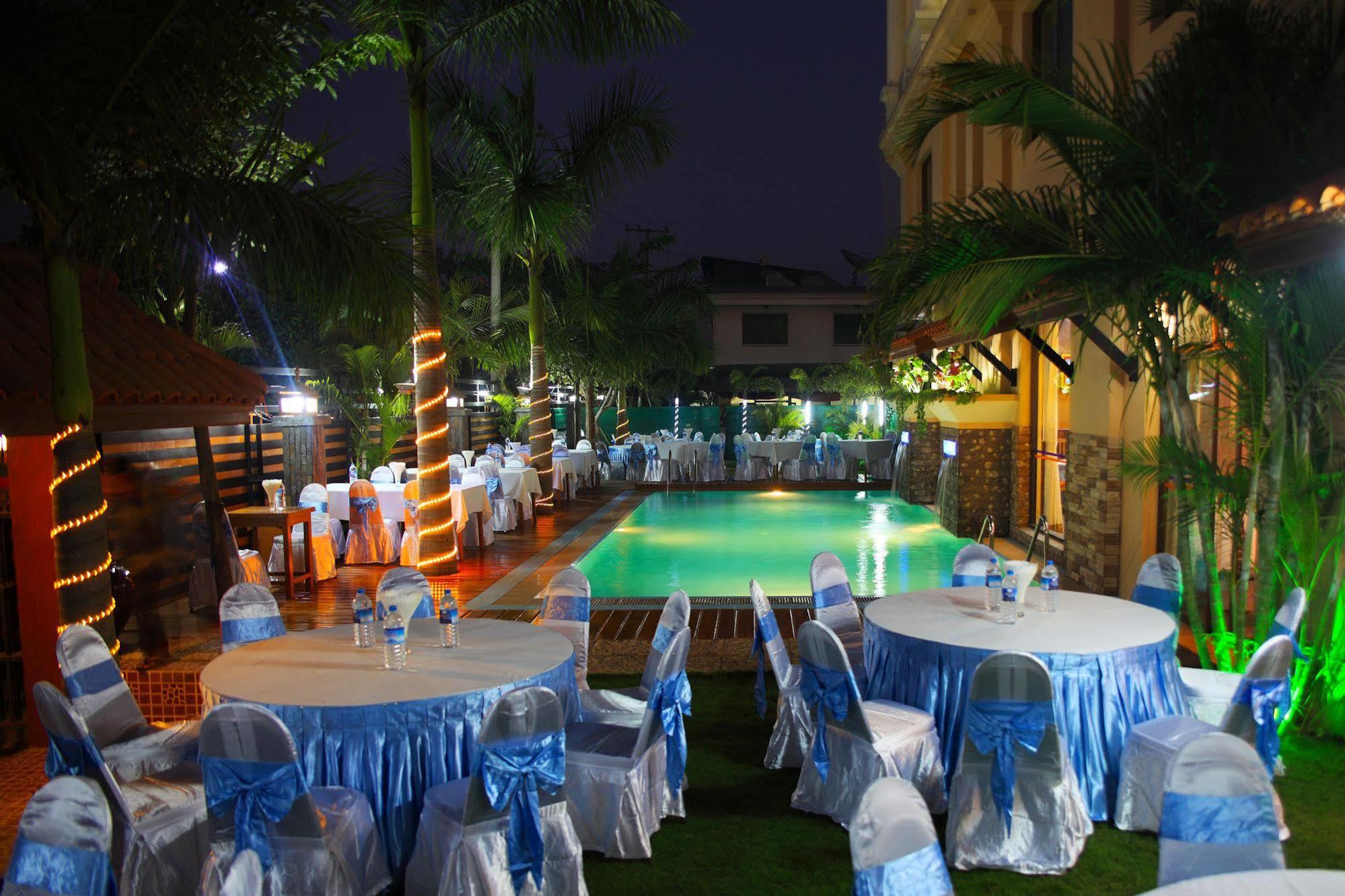 Ayarwaddy River View Hotel Mandalay Bagian luar foto